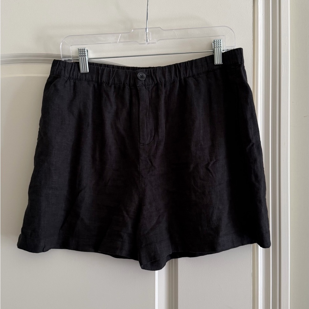 Carly Jean Los Angeles linen high waisted short size medium